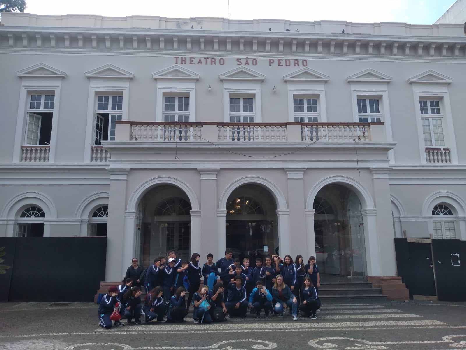 Alunos de escola municipal de Gravataí visitam Orquestra Sinfônica do  Theatro São Pedro - Seguinte