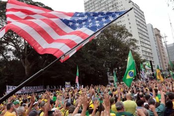 Sete de Setembro na Av. Paulista teve bandeiras dos EUA / Foto: Paulo Pinto - Agência Brasil