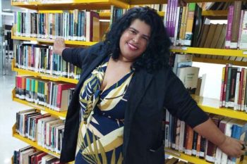 Angela Xavier é presidente do Clube Literário