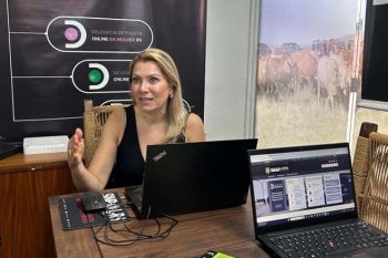 Delegada da DOL, Viviane Francisco Pinto