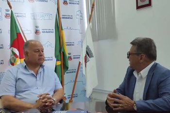 Prefeito em exercício, Levi recebeu Bibo na Prefeitura