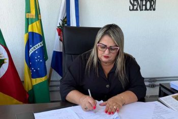 Prefeita sancionou lei de origem da Câmara de Vereadores