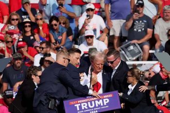 Ex-presidente e candidato Donald Trump foi baleado de raspão em comício na Pensilvânia