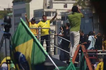 bolsonaro copacabana abril 2024