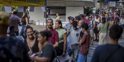 Caravana de Empregos, no Calçadão de Canoas / Foto: Arquivo