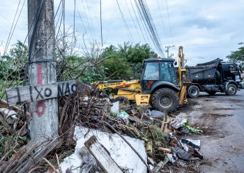 Choque de Limpeza chegou nesta segunda, 15, ao bairro Guajuviras. Foto: Divulgação/ECom PMC