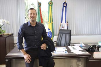 Cristian,em seu gabinete na Prefeitura | Foto Guilherme Klamt