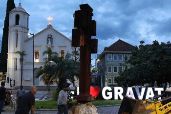 cruz missioneira no centro