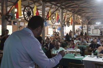 Dimas recebeu apoio de prefeitos, vices, vereadores e conselheiros tutelares de municípios gaúchos
