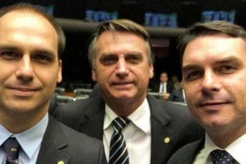 eduardo bolsonaro e flávio Eduardo, Jair e Flávio Bolsonaro