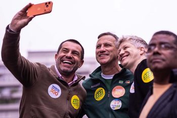 Evandro, com Sanderson e van Hattem, na campanha