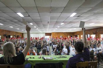 Assembleia dos professores aprovou hoje fim da greve | Foto Leonardo Kerschner Gonçalves