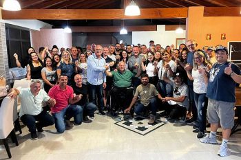 A volta do Dr. Levi reuniu amigos e apoiadores em sua clínica, a Millenarium