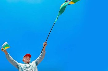 lula bandeira brasil capa