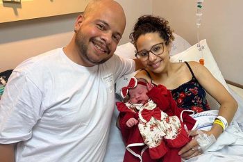 Maitê com a mamãe Carolina e o papai Lucas André