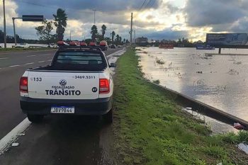 Rio Gravataí não deve atingir pista na altura da ponte de Cachoeirinha