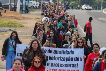 Professores de Gravataí fizeram dia de paralisação, na quarta-feira