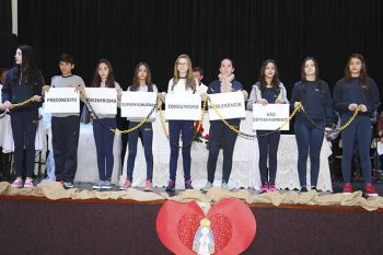 No Dom Feliciano, já faz dez anos que a celebração se tornou uma homenagem à família | Foto: DIVULGAÇÃO