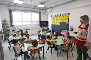 Educação não escapa da guerra ideológica no Brasil