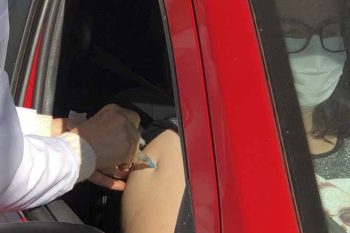 Cachoeirinha promoveu drive-thru da vacinação contra no sábado