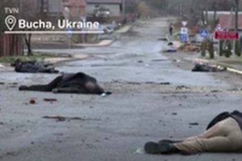 Os corpos dos civis espalhados pela cidade é a marca da guerra da Ucrânia