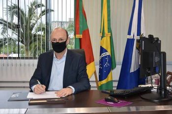 Prefeitura encaminha projetos de Lei para compra de vacinas através de consórcios com a Granpal e a Frente Nacional de Prefeitos