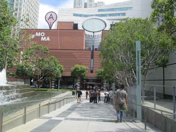 O fabuloso MOMA – Museu de Arte Moderna, é um dos muitos museus que se situam no entorno do Yerba Buena Gardens, um dos parques de San Francisco