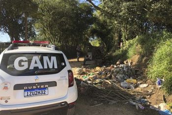 Descarte irregular de resíduos é considerada crime ambiental, conforme legislação