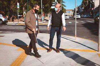 Com 60% das obras concluídas, novo piso facilita a circulação de pessoas com mobilidade reduzida