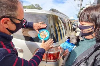 Prefeito Luiz Zaffalon com vereadora Márcia Becker, idealizadora da campanha