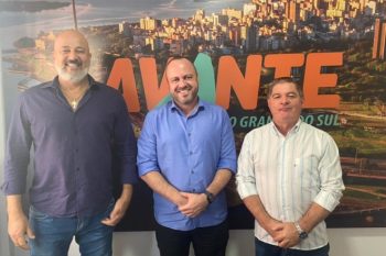 Alexandre Bitencourt, Anderson Dorneles e Laone Pinedo: Avante parte de Canoas para fincar bases em Gravataí. Foto: Divulgação