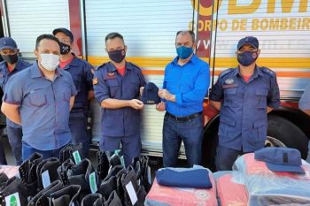 Prefeito eleito já participou de entrega de kits para Corpo de Bombeiros