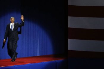 Barack Obama chega para pronunciar o seu último discurso como presidente, em Chicago | CHARLES REX ARBOGAST