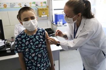 Vacinação de crianças começou na quarta-feira da semana passada