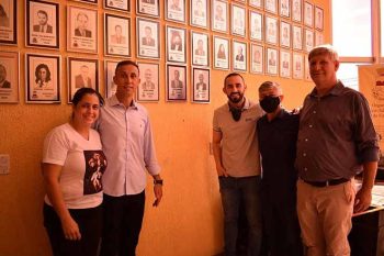 Joseane, filha do falecido Nadir, com Clebes, Alan, Airton e Neri