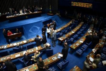 Processo contra Dilma passa do Salão Verde para o Salão Azul, o Senado | Foto FÁBIO POZZEBOM/Agência Brasil