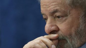 Ex-presidente foi acusado na tarde desta quarta-feira pelo Ministério Público Federal, no Paraná
