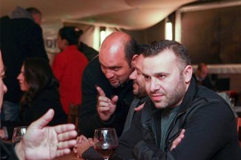 Ávila (à direita), tendo ao lado Alex Peixe e Tiago Lee, tesoureiro do PDT