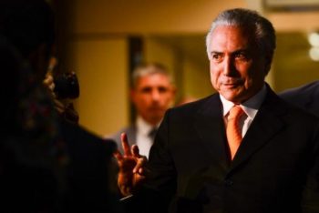 Michel Temer testa superbase hoje em meio a primeiro escândalo do governo interino