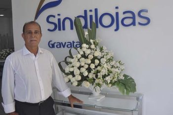 Natural de Torres, José Nivaldo da Rosa possui quatro lojas em Gravataí e, na segunda-feira que passou, iniciou seu quarto mandato como presidente do Sindilojas