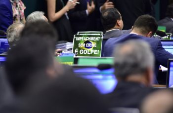 Comissão aprovou parece pelo impeachment