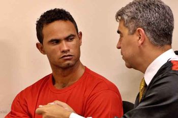 Soltura do goleiro Bruno (esquerda) joga luz sobre lentidão dos processos e o excesso de presos provisórios. Foto | TJMG | Divulgação