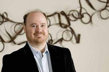 O professor Fernando Luiz Abrucio