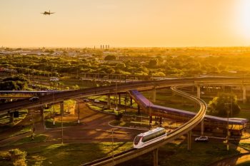 Linha de Porto Alegre foi analisada para subsidiar licitação em Guarulhos, o que amplia a visibilidade do aeromóvel como ferramenta de mobilidade urbana. Foto: Alexandre Raupp/Divulgação Aerom