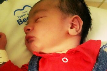 Arthur, filho de Teresa, que nasceu no domingo em Gravataí