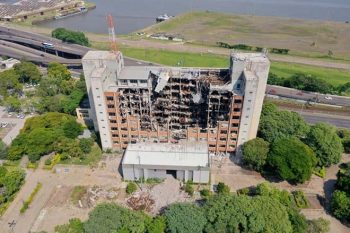 Incêndio destruiu prédio em 14 de julho de 2021 | Foto DIVULGAÇÃO