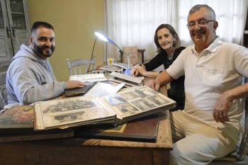 O historiador Amon da Costa, a professora Ângela Fonseca e o técnico contábil Julinho Barbosa em ação 