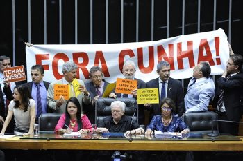 Deputados ocuparam o plenário da Câmara para o Tchau, Querido