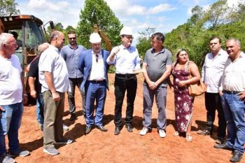 Parceria com a iniciativa privada permitirá o asfaltamento de 1,5 Km da Estrada dos Caetanos e a construção de mais 1,5 Km por dentro da área da Souza Cruz
