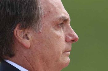 Bolsonaro decretou o fim do horário de verão para atender a ’pauta de costumes’ dos pastores? Foto FABIO RODRIGUES POZZEBOM | Agência Brasil